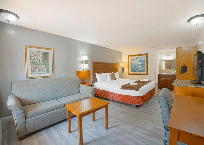 Liberty Garden Inn By Oyo Kissimmee Near Disney World